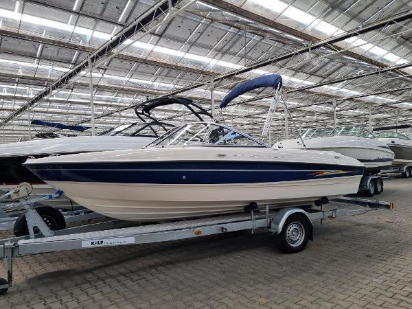 2005 Bayliner 185
