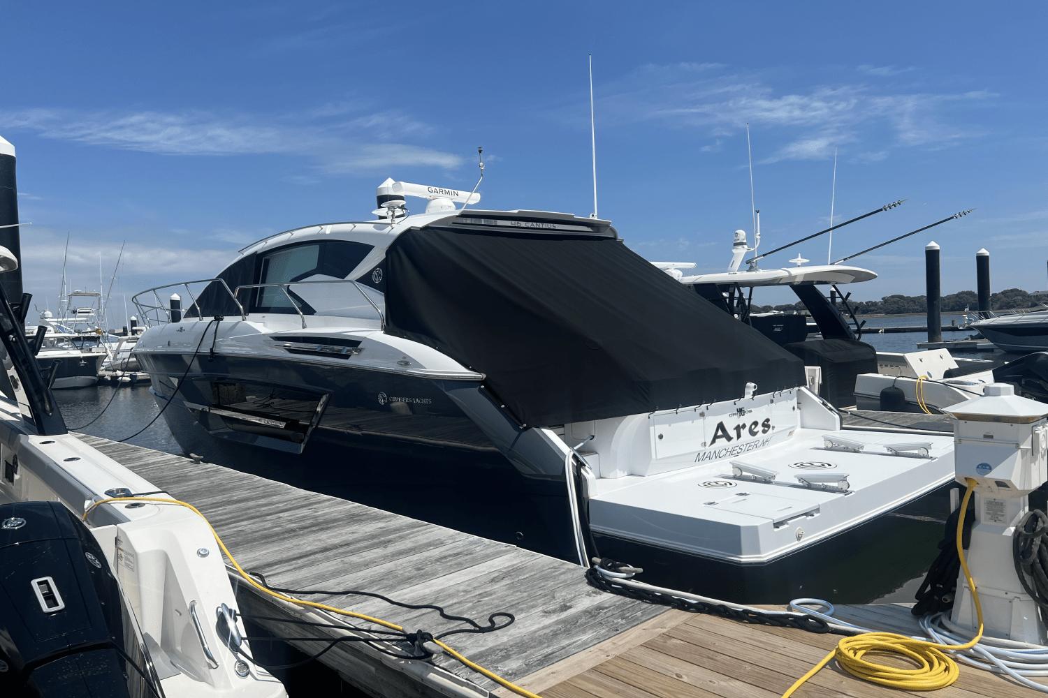 Cruisers Yachts 46 Cantius