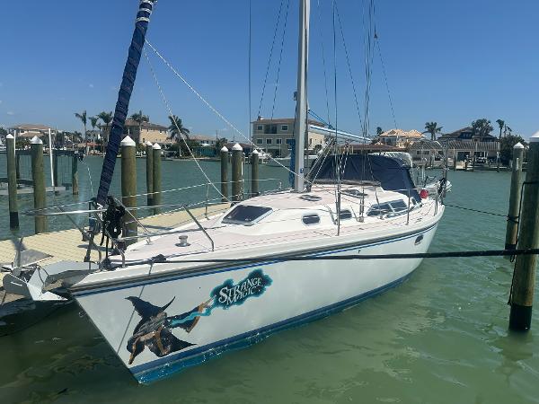 2004 Catalina 350