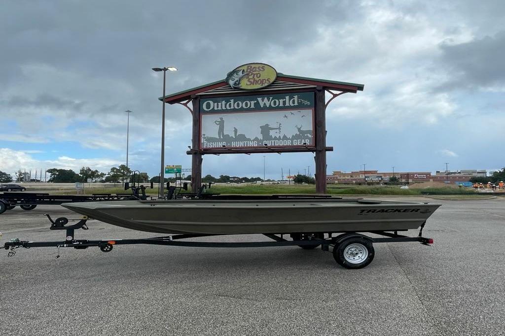 2026 Tracker Grizzly 1648 Utility