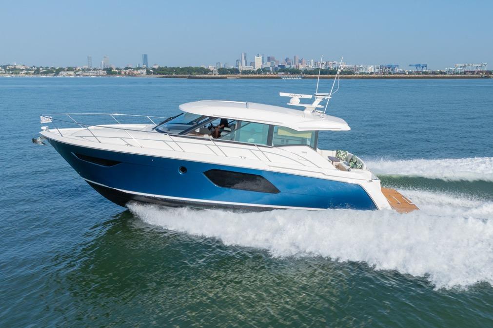 Tiara Yachts Coupe