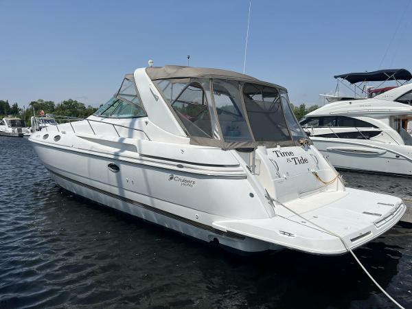 1998 Cruisers Yachts 3870 Esprit