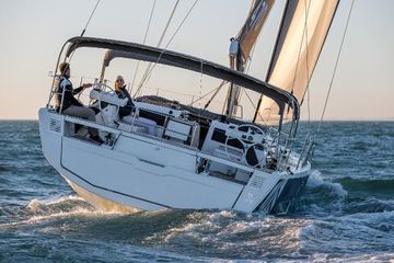 2024 Dufour 470