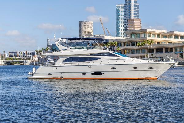 2009 Uniesse 65 MY