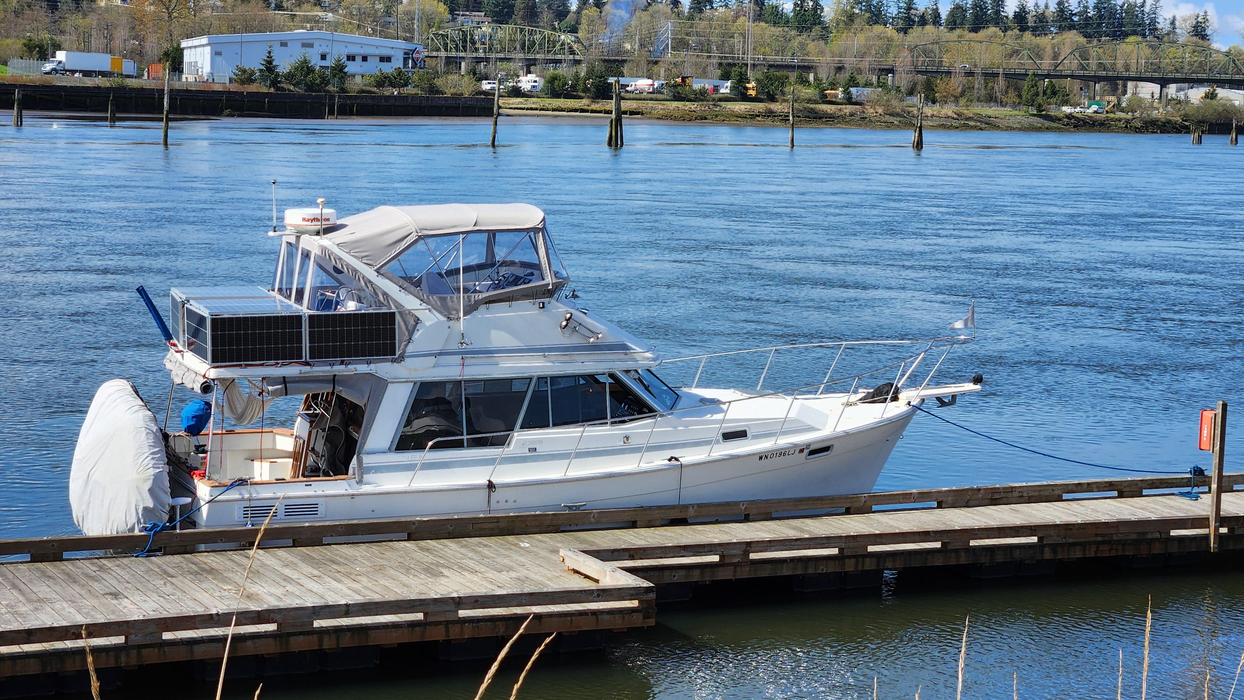 1989 Bayliner 3288 Motoryacht
