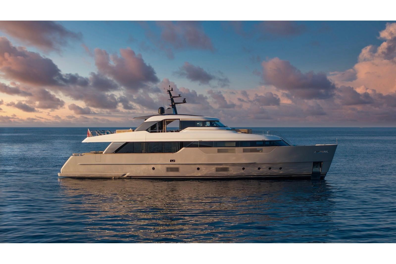 2022 Sanlorenzo SD96