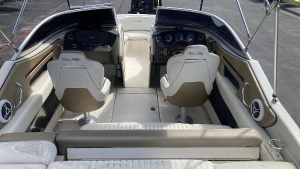 2007 Sea Ray 210 Select