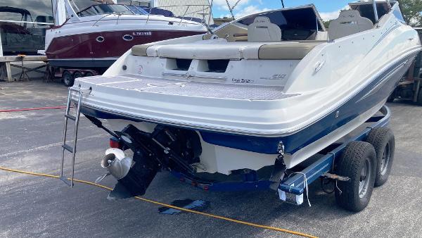 2007 Sea Ray 210 Select