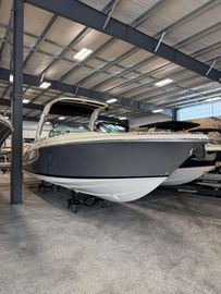 2025 Chris-Craft Launch 28 GT