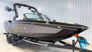 2025 MasterCraft XT23