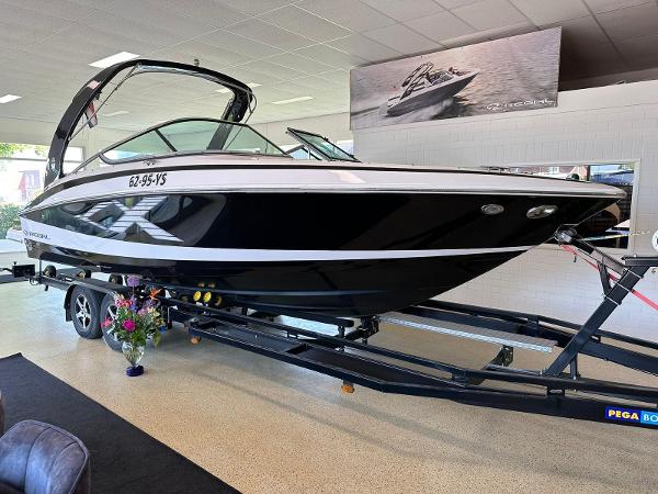2011 Regal 2500 For Sale at MarineMax Rogers, MN 