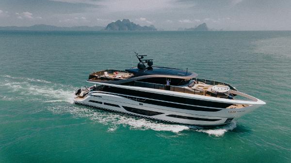 2022 Princess X95