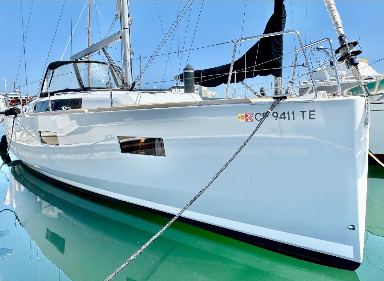 Beneteau Oceanis 38