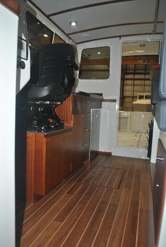 2025 Ocean Sport Roamer 33'