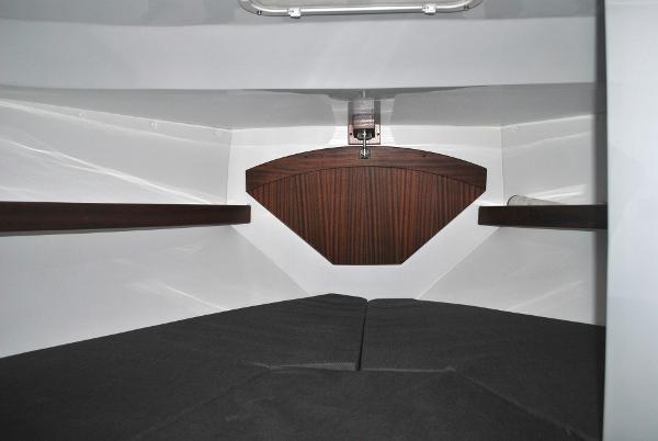 2025 Ocean Sport Roamer 33'