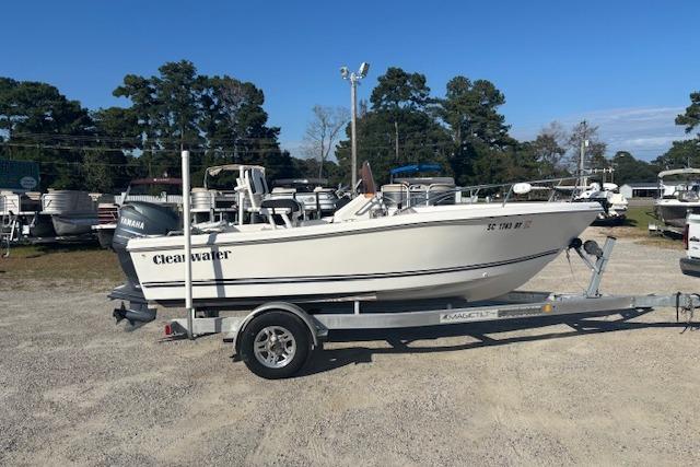 2008 Clearwater 180 center console