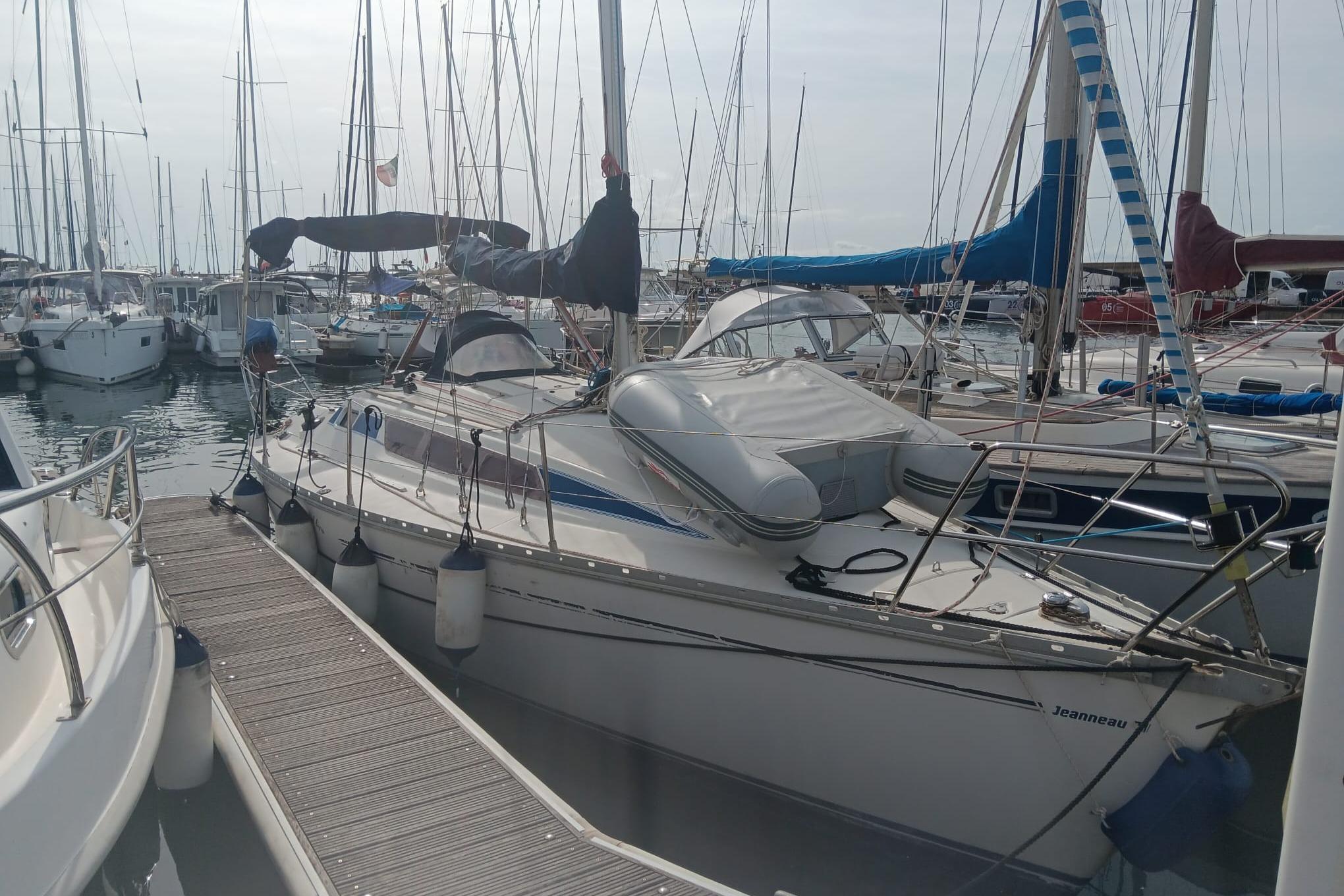 1989 Jeanneau Sun Light 30