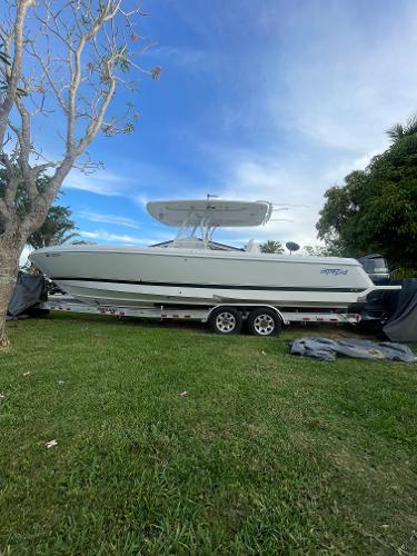 2016 Intrepid 327 Center Console