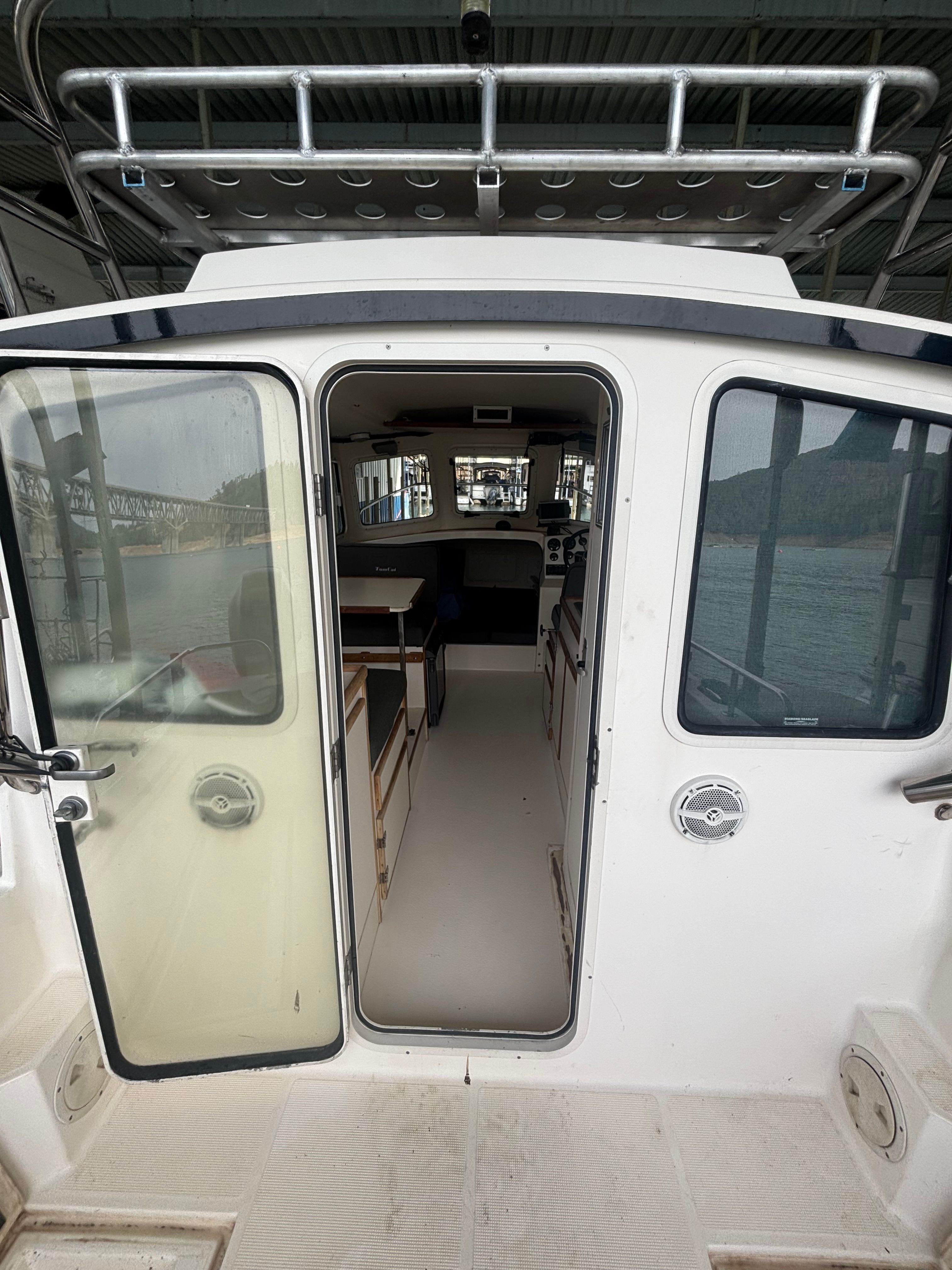 2006 C-Dory TOMCAT 255