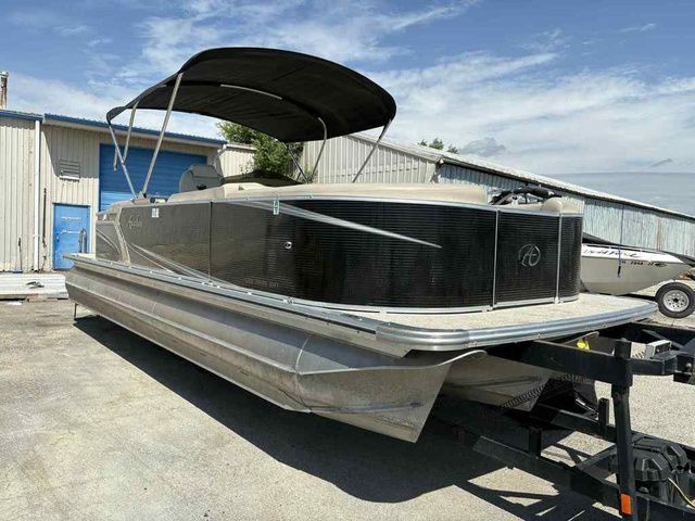 2021 Avalon LSZ Entertainer 24 FT