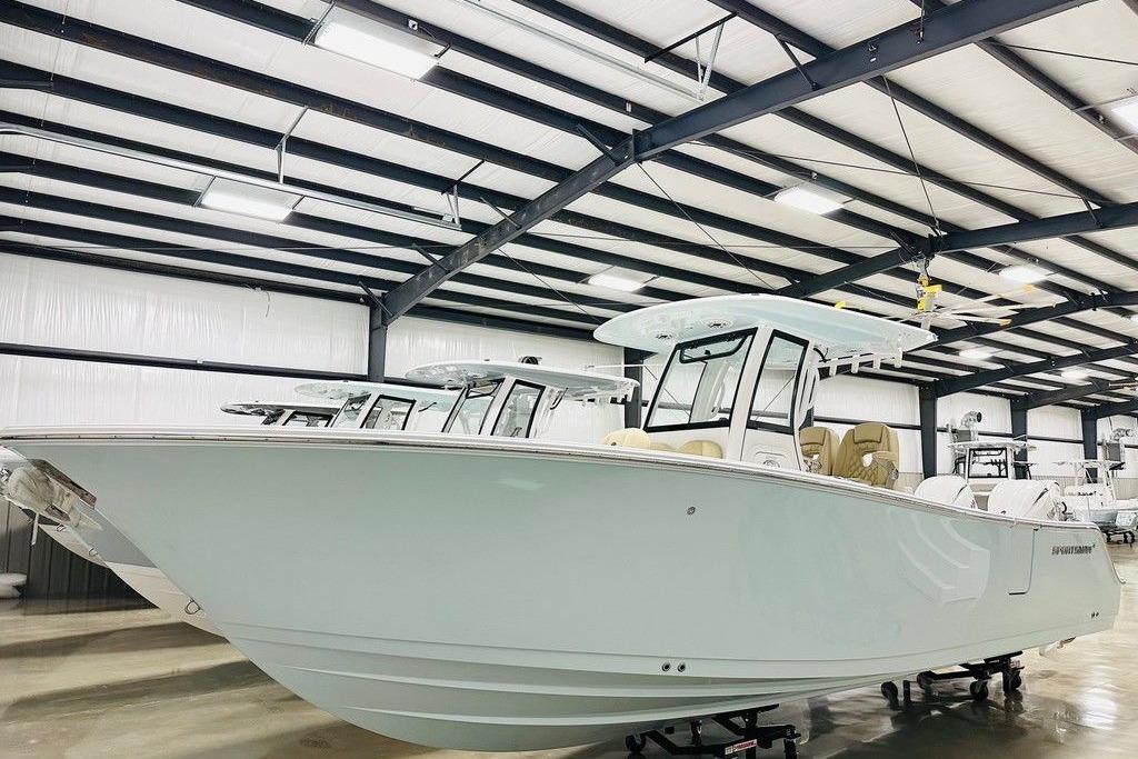 2026 Sportsman Open 262 Center Console