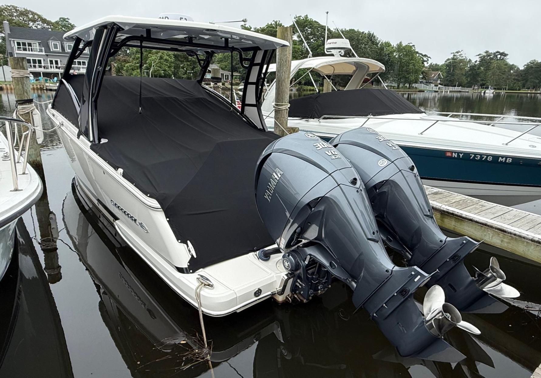 2021 Chaparral 300 OSX