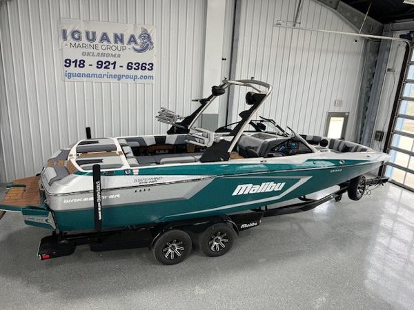 2025 Malibu Wakesetter 24 MXZ