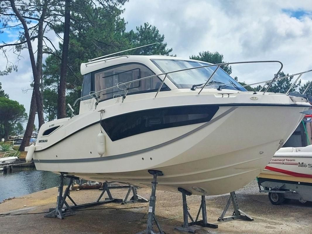2017 Quicksilver Activ 755 Weekend