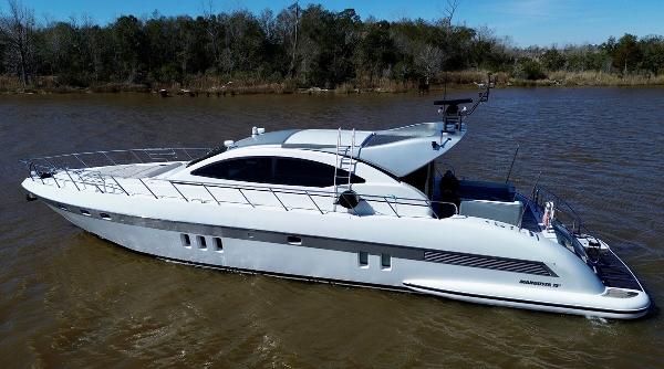 2010 Mangusta 72 Express