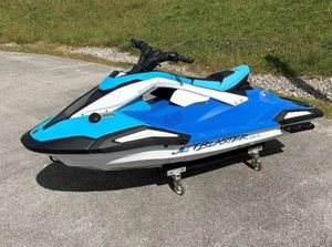 Yamaha WaveRunners Jetblaster DLX 2-Up