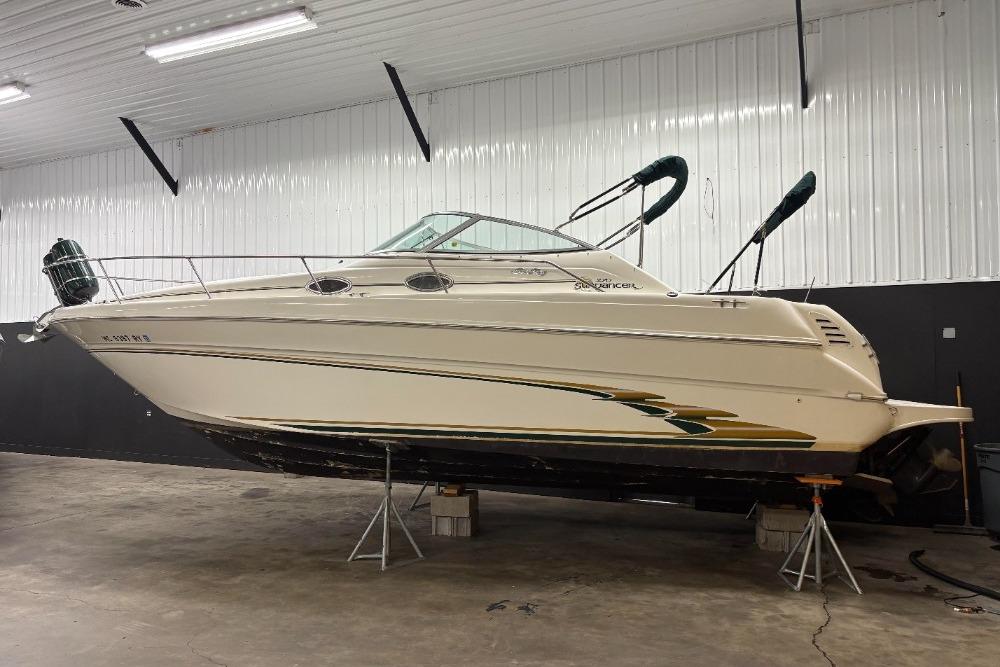 1999 Sea Ray 270 Sundancer