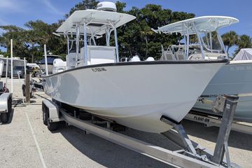 1985 Contender 25 Sport
