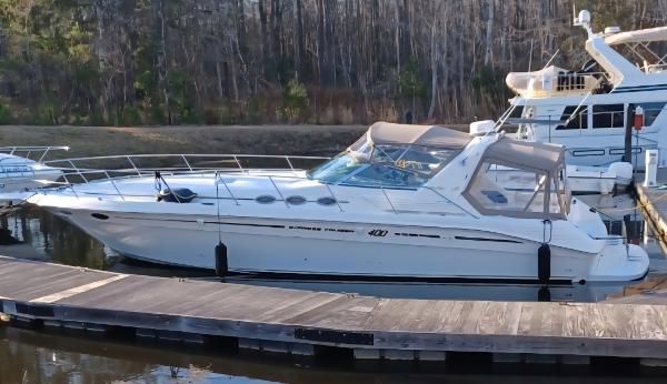 1998 Sea Ray 400 Express Cruiser