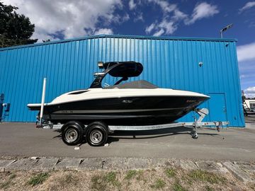 2013 Sea Ray SLX 230