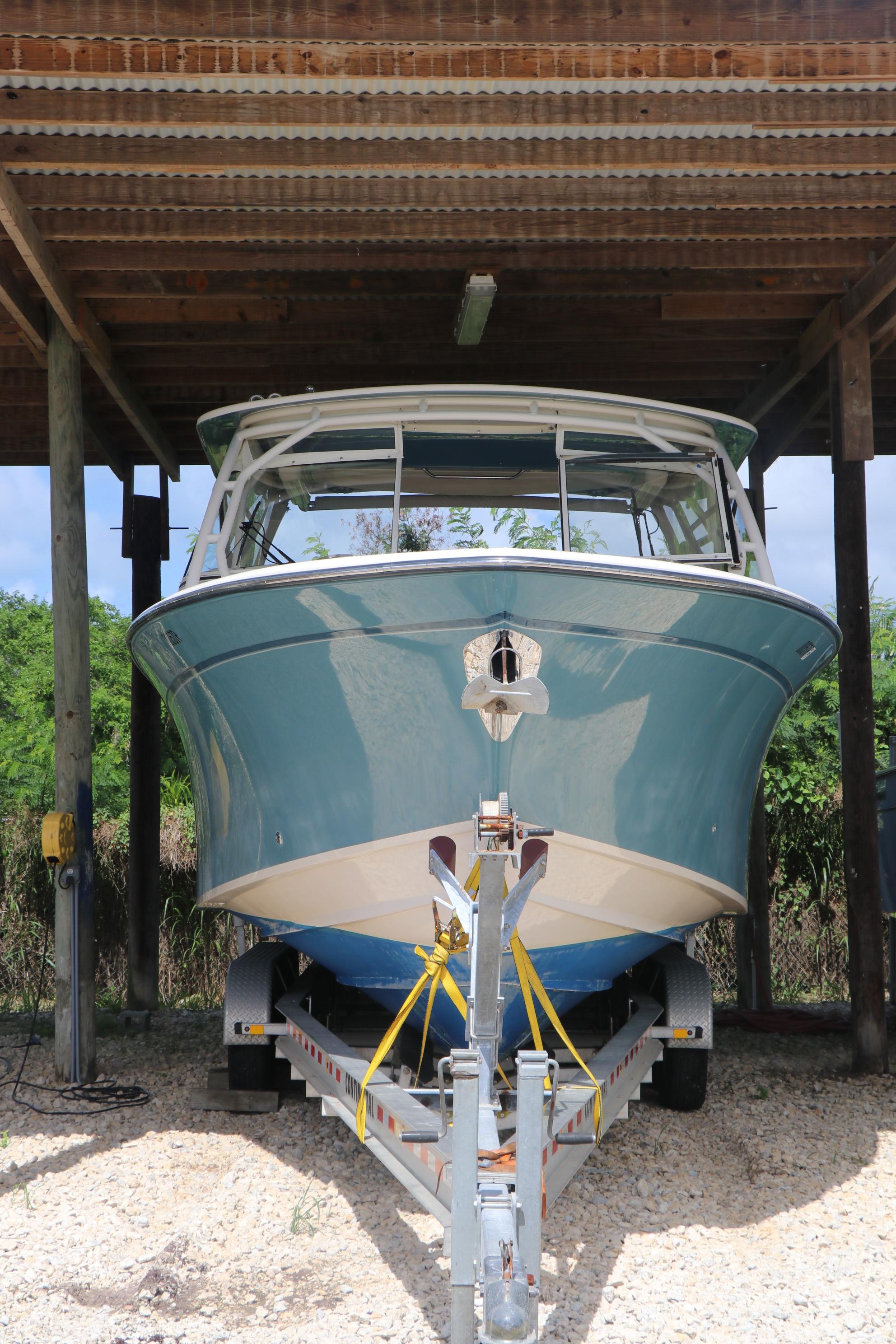 2018 Grady-White Freedom 335