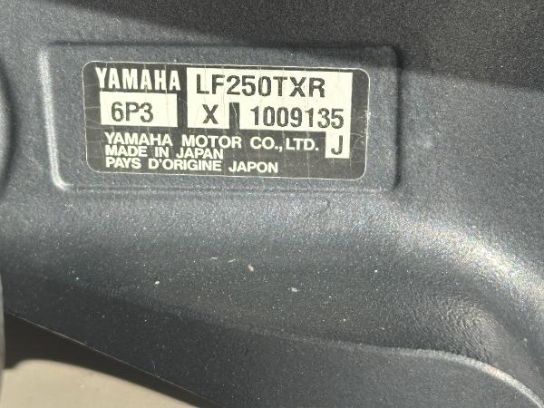 2008 Pursuit C 280 Center Console