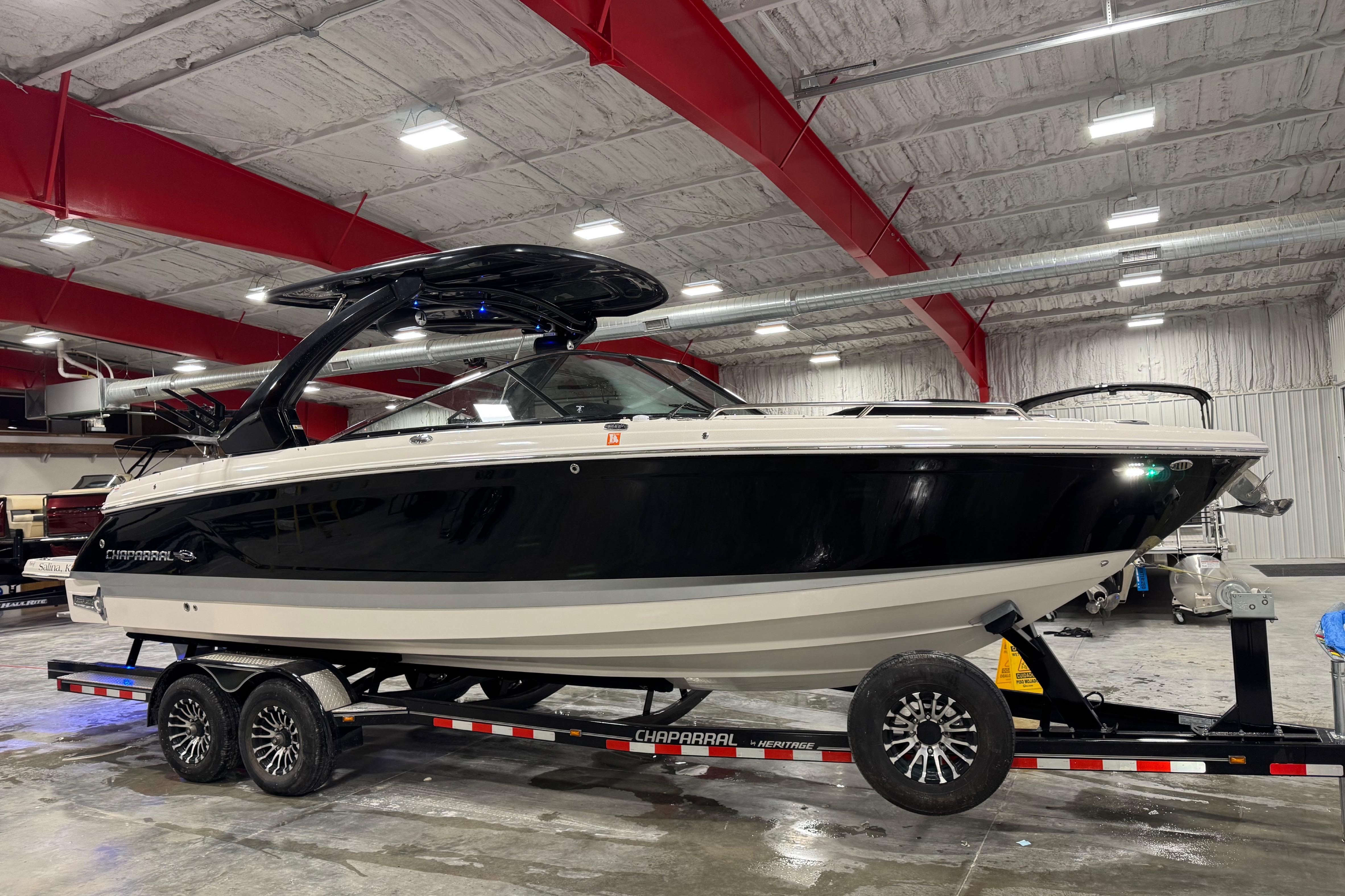 2023 Chaparral 30 Surf
