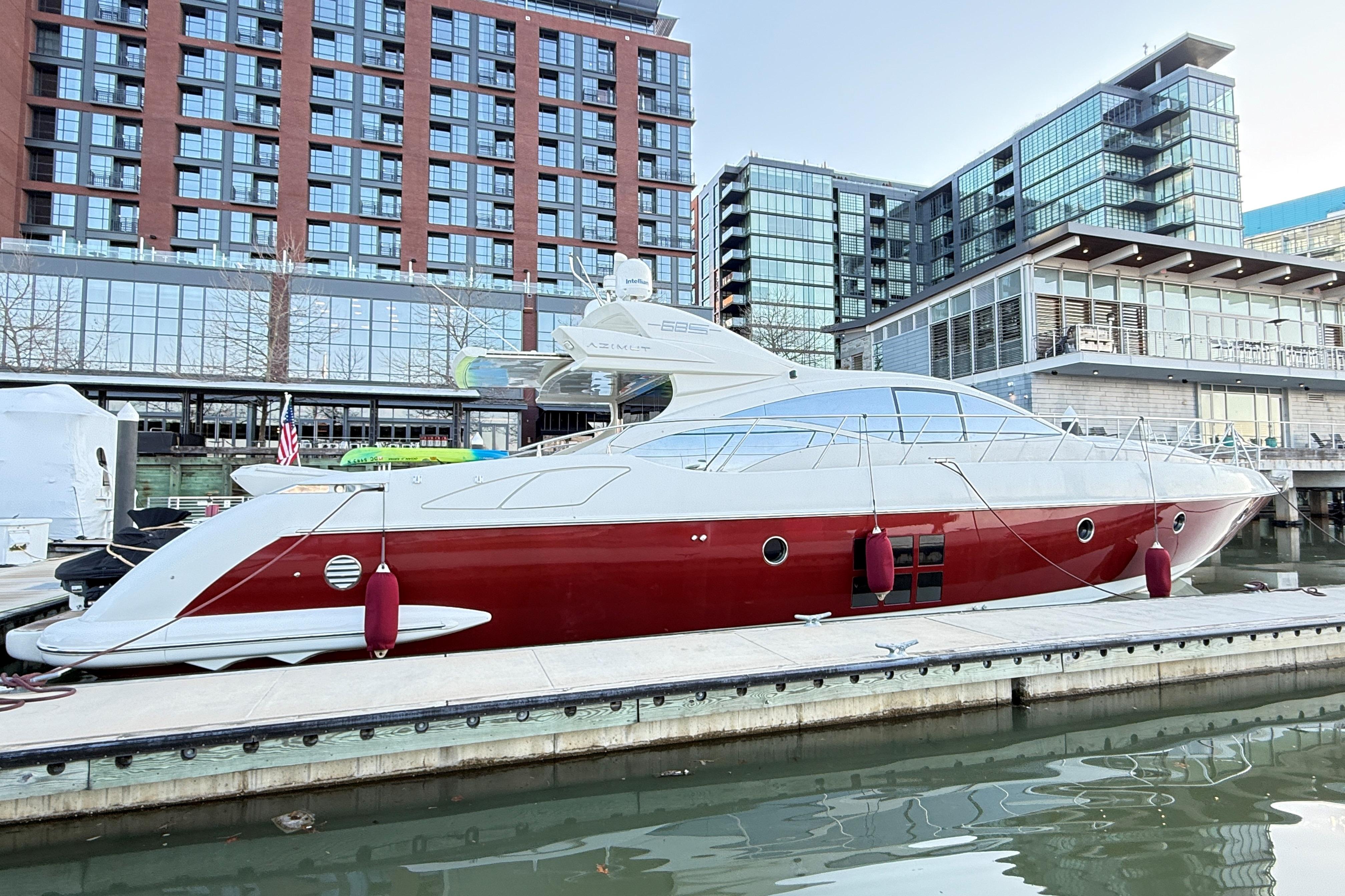 2007 Azimut 68S
