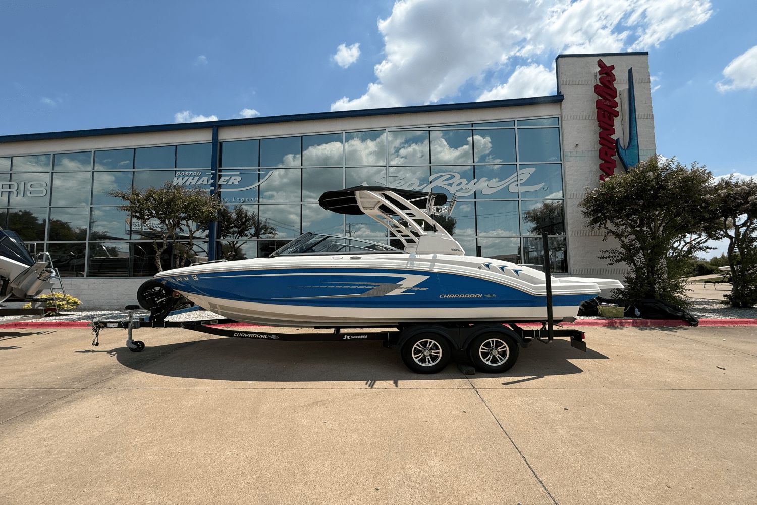 2021 Chaparral 230 SSi
