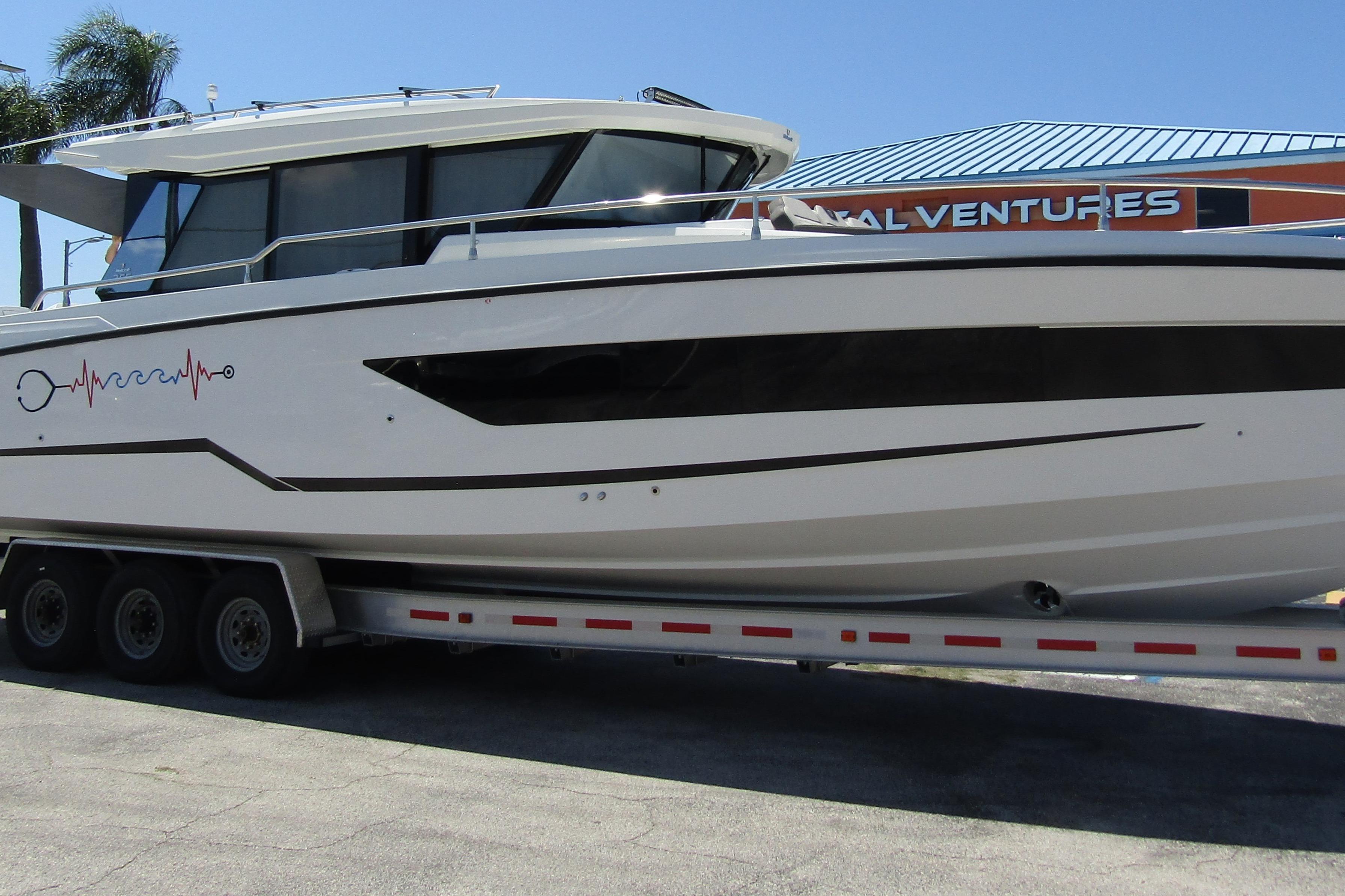 2024 Wellcraft 355