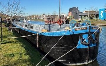 1941 Spits 39.00 Met Vaste Ligplaats!