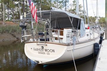 1999 Island Packet 380