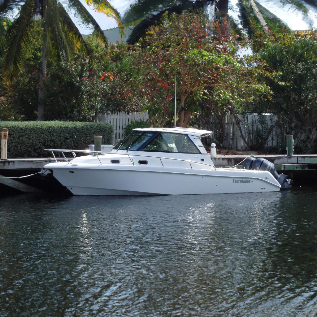 2009 Everglades 320EX