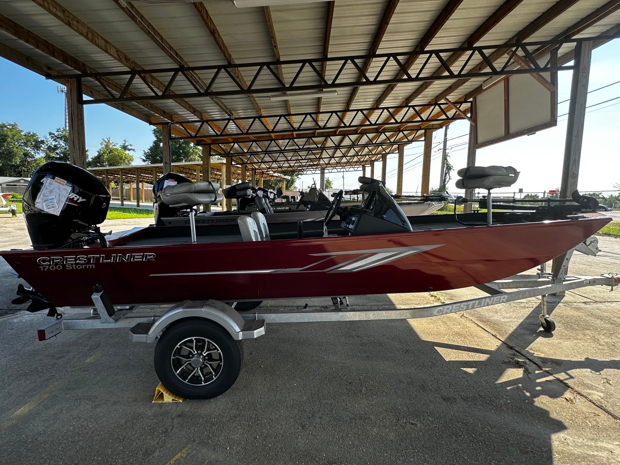 2025 Crestliner 1700 Storm