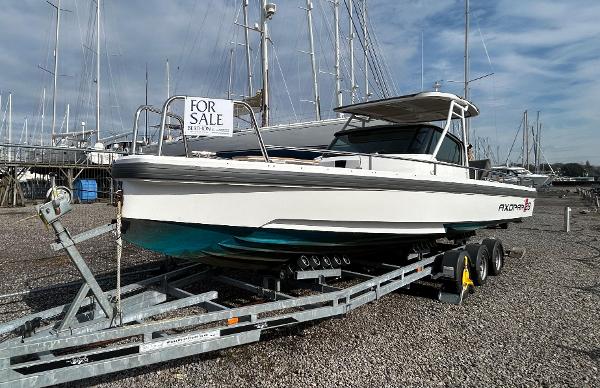 Axopar 28 T-Top Axopar 28 T-Top