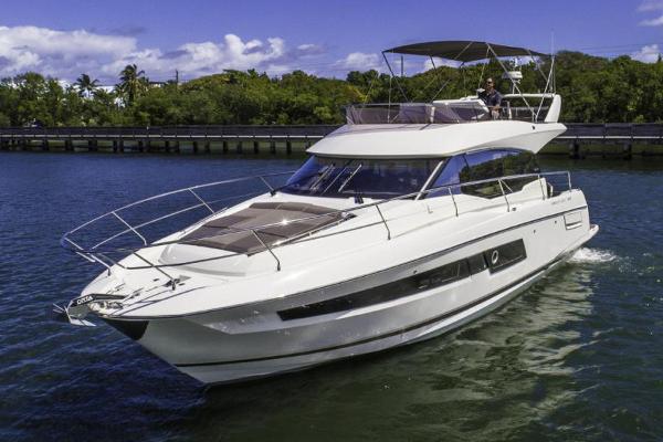 2018 Prestige 460