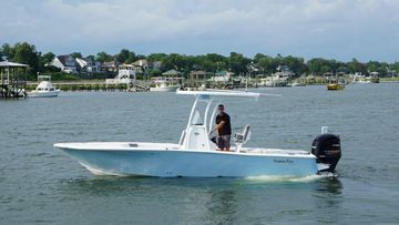 2017 Tidewater 2500 Carolina Bay