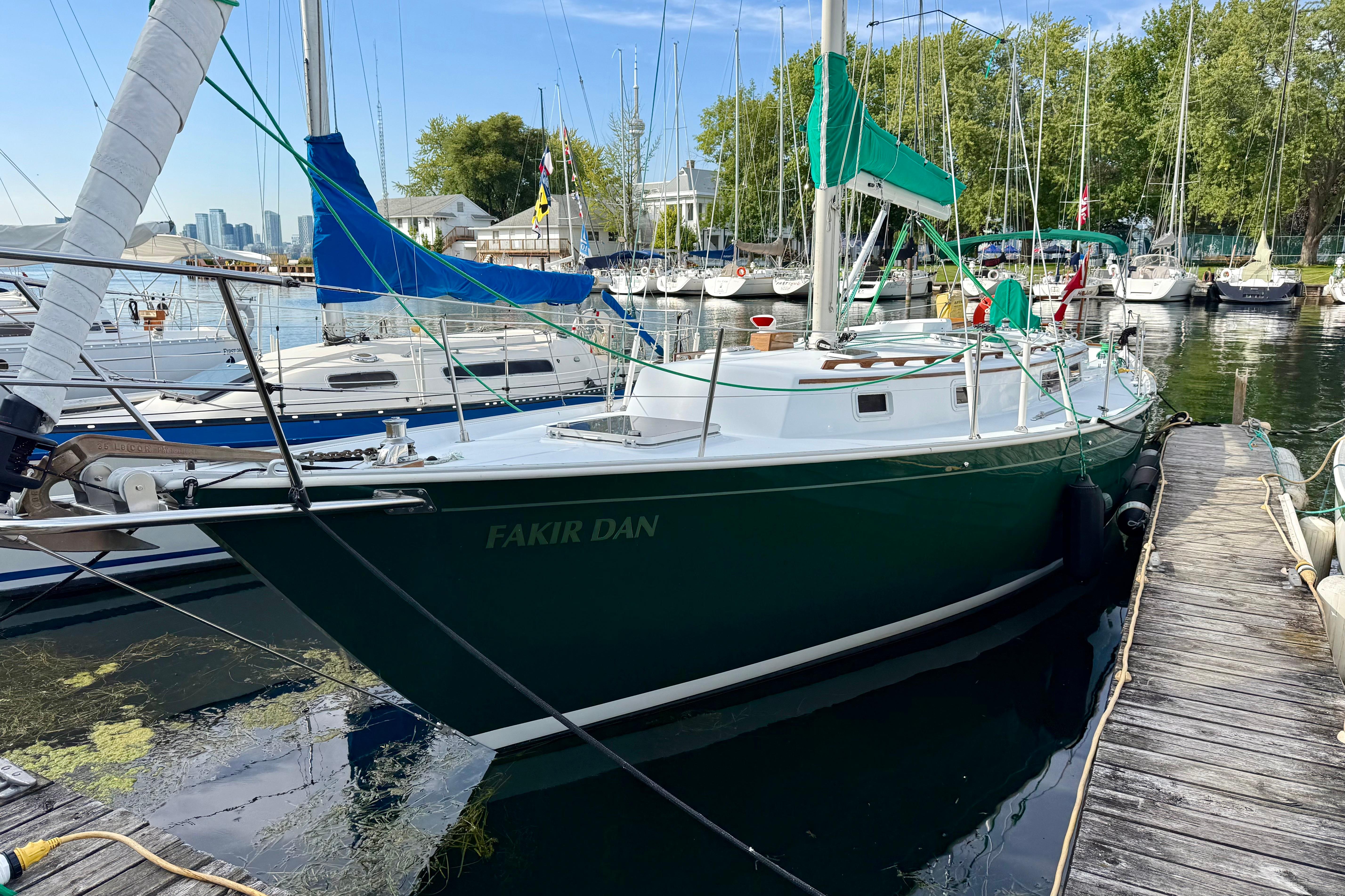 1985 Niagara 35