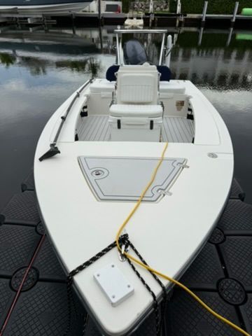 2013 Hewes 16 red fisher