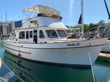 1980 Ocean Alexander 40 Double Cabin
